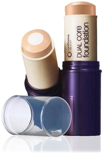 Dual Core - podkład 2 w 1 z witaminą E (Oriflame, 10 g, 39 zł)