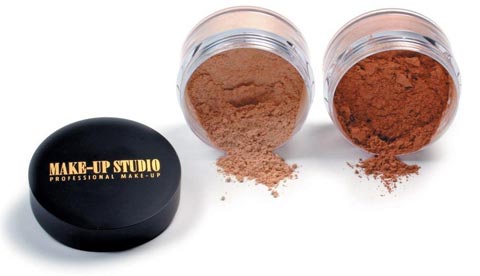 puder rozświetlający make up studio