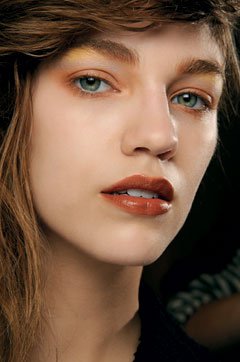 karnawałowy makijaż, imprezowy makijaż, makijaże z pokazów, MAC