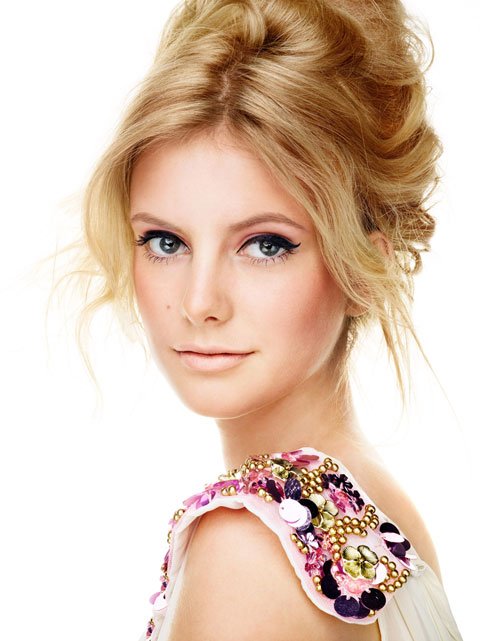 makijaż inspirowany Gwyneth Paltrow, singer look