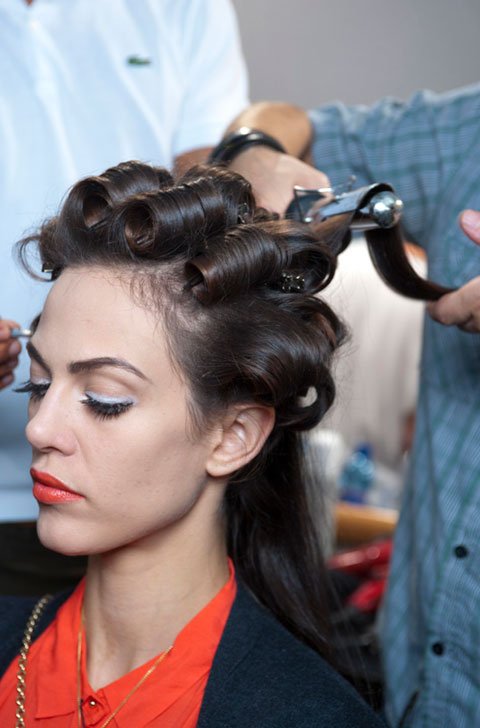 kręcenie loków, Moschino