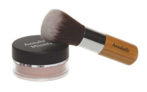 annabelle_minerals_puder_pedzel.jpg