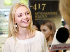 JAK O SWOJĄ URODĘ DBA OLGA BORYS? Olga Borys