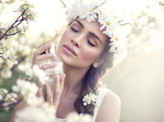 Najlepszy zapach na lato. Jakie perfumy wybrać, gdy panuje upał?