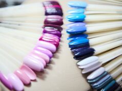 Pedicure krok po kroku: jak zadbać o stopy w domowych warunkach?