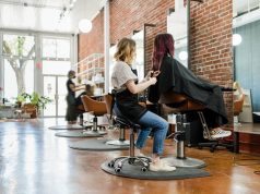 Najmodniejsze style wnętrzarskie do salonów fryzjerskich w 2025 roku